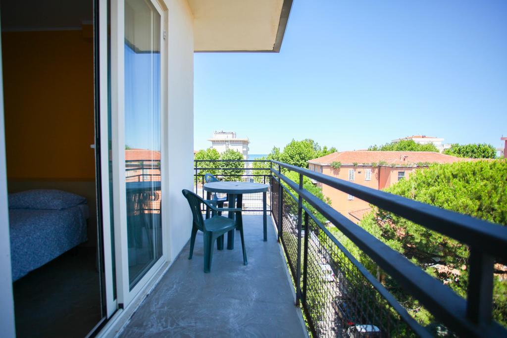 Residence Igea Rimini Ngoại thất bức ảnh